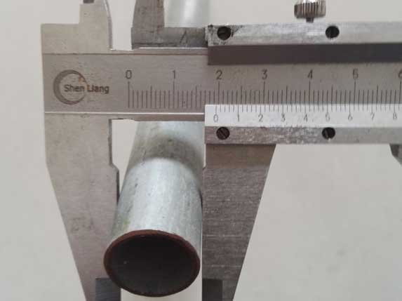 4分鍍鋅帶大棚管圖片