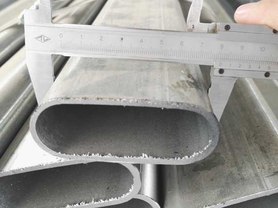 30*80橢圓鋼管大棚骨架圖片